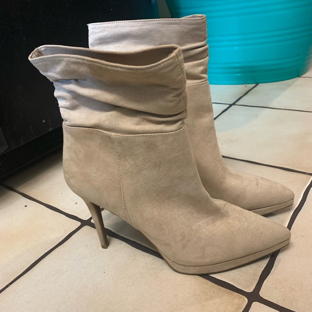 Jessica Simpson Beige Heeled Boots for Women